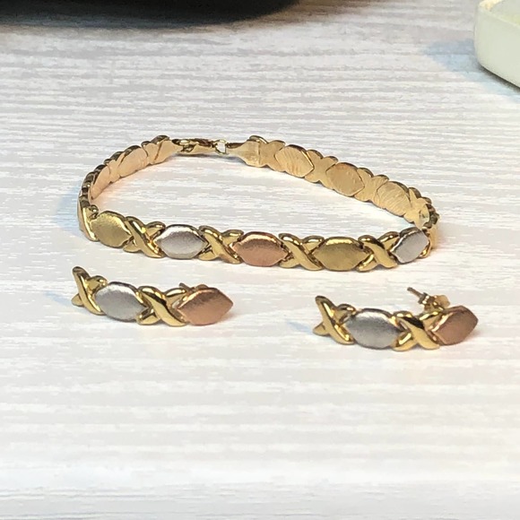 Vintage 90s JcPenney OTC 10K White Gold XO Bracelet & Earrings Set - Picture 9 of 15